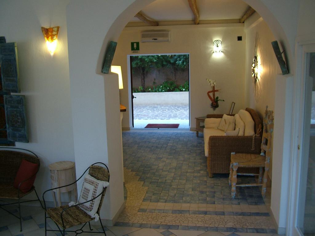 Papillo Resort Borgo Antico Сан-Панталео Экстерьер фото