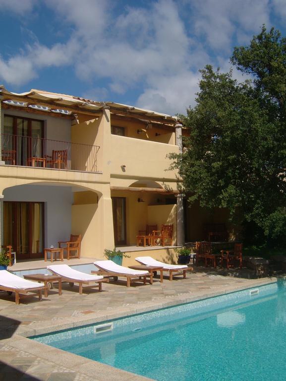 Papillo Resort Borgo Antico Сан-Панталео Экстерьер фото